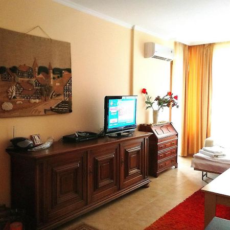 Single Apartment In Searegal Compex Slantchev Briag Extérieur photo